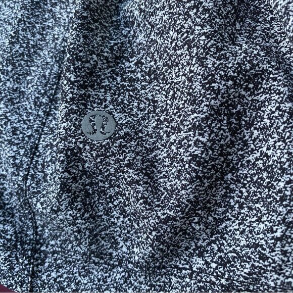 Lululemon Men's T.H.E. Short linerless size Medium - Picture 6 of 12